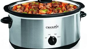 Crock-Pot 7 Quart Oval Manual Slow Cooker, Stainless Steel (SCV700-S-BR), Versatile Cookware for Large Families or Entertaining: Home & Kitchen